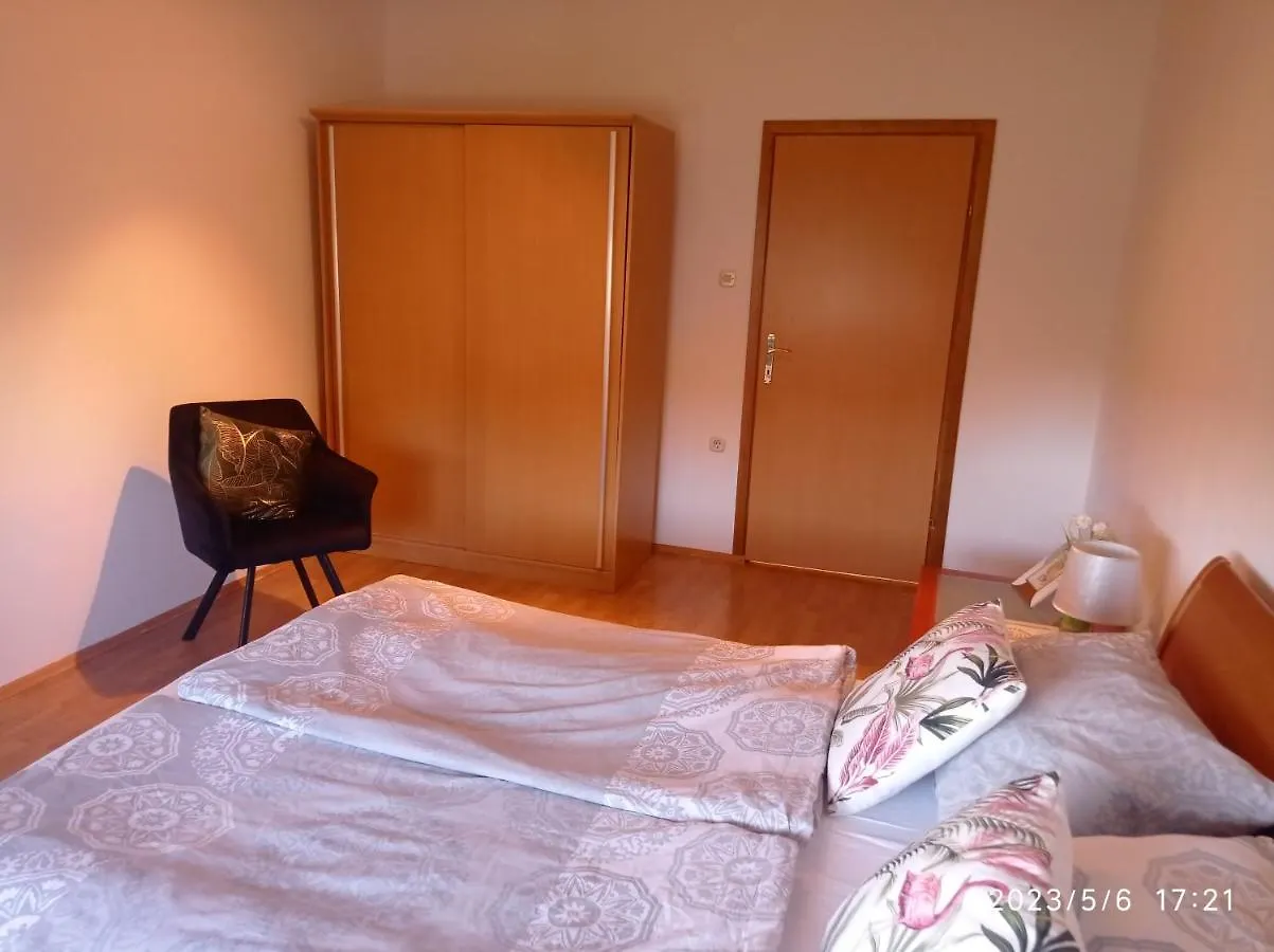 Sunny Apartment By The Sea Pula Kroatien
