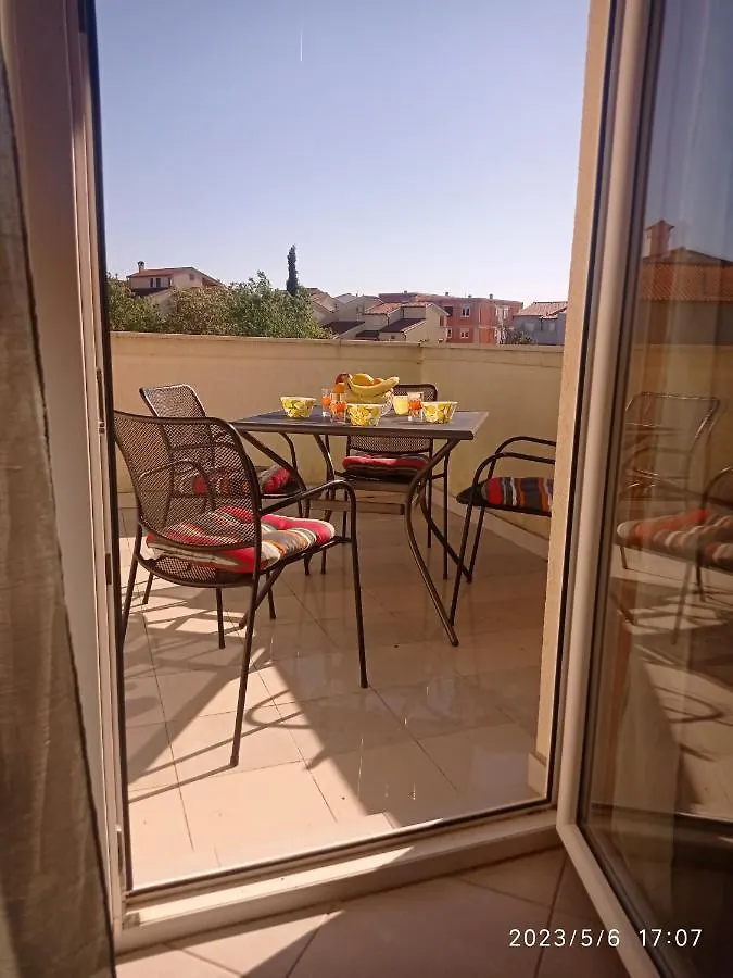 Sunny Apartment By The Sea Pula Chorwacja